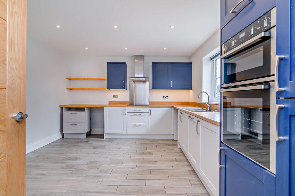 Additional image 21 of Burrows Court, Yeovil, BA22