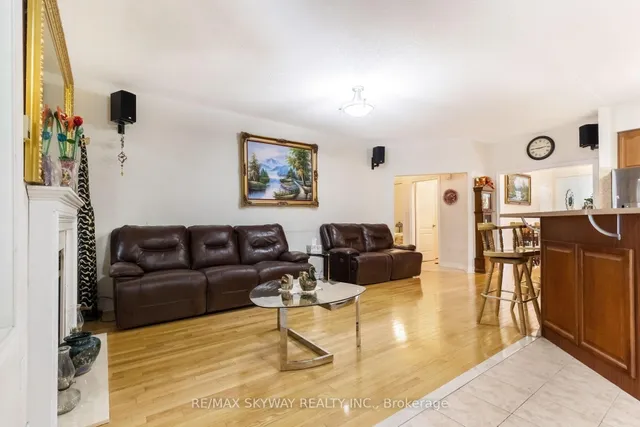 Additional image 11 of 26 Trailside Walk