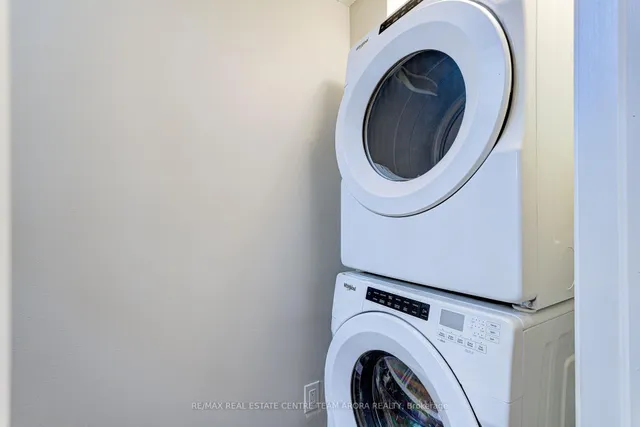 Additional image 30 of 50 Edinburgh Dr Unit 71
