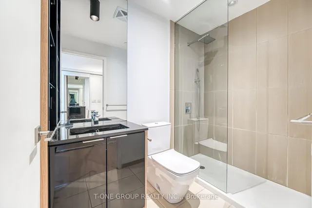 Additional image 24 of 70 Temperance St Unit 2501