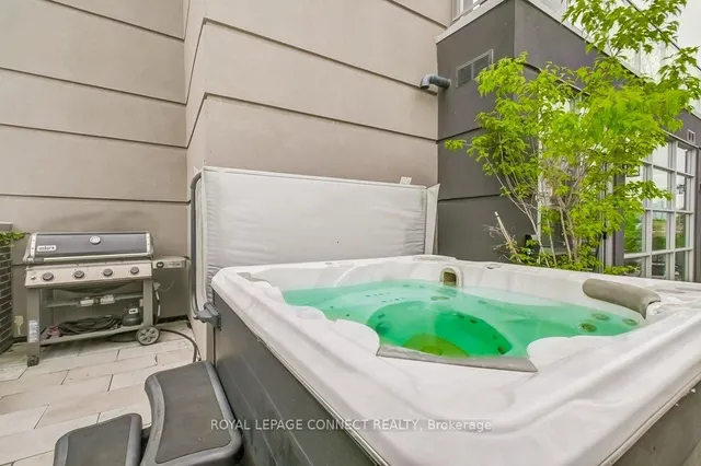 Additional image 20 of 1003 Queen St Unit 401