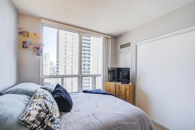 Additional image 14 of 33 Sheppard Ave Unit 1810