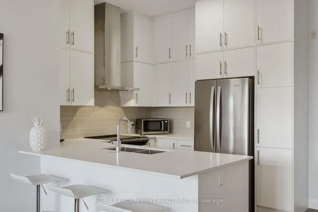 Additional image 14 of 1 Redfern Ave Unit 127