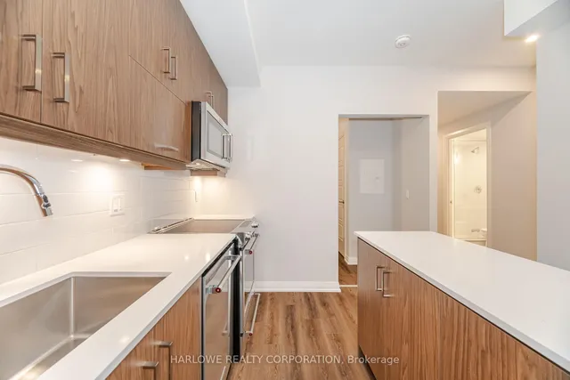 Additional image 5 of 3006 William Cutmore Blvd Unit 204