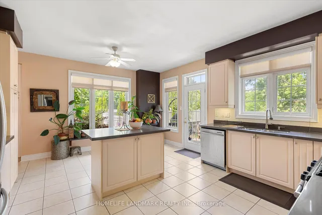 Additional image 10 of 3 Xavier Crt