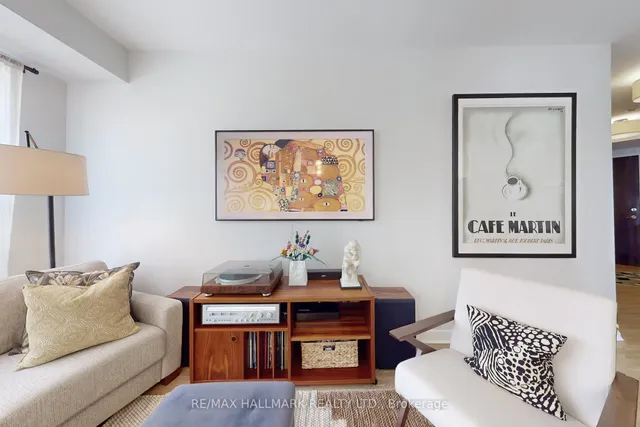 Additional image 6 of 85 Bloor St Unit 1402