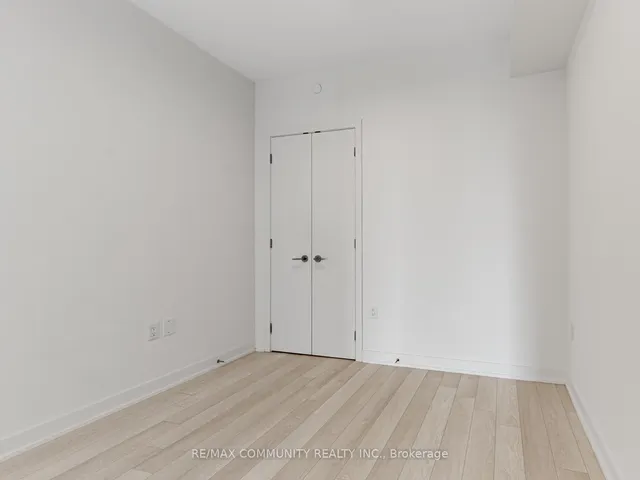 Additional image 21 of 357 King St Unit 3506