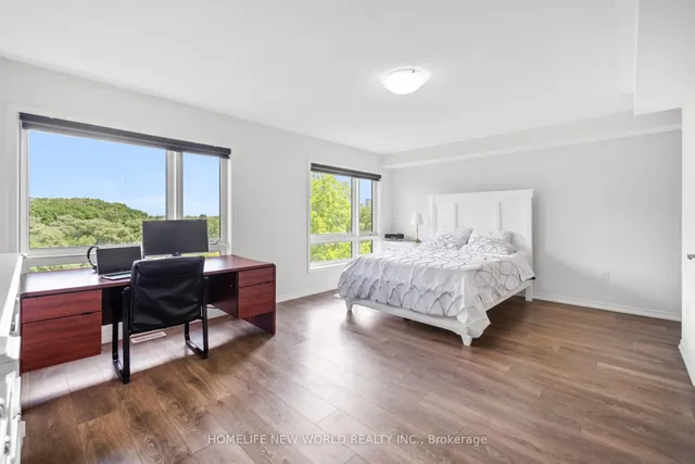 Additional image 18 of 51 Woodstream Dr