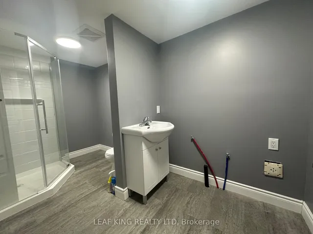 Additional image 11 of 96 Holmes Ave