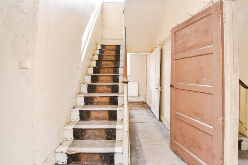 Additional image 36 of 3 Weymouth Street, Warminster, Wiltshire BA12 9NP