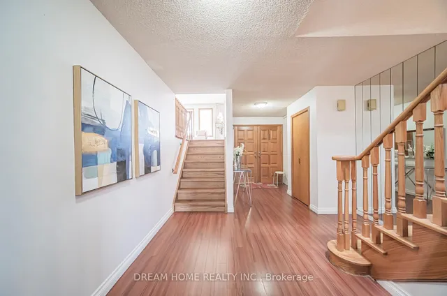 Additional image 10 of 33 Lansbury Dr