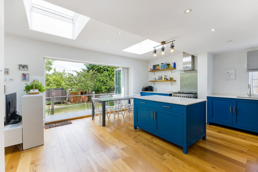 Additional image 3 of Park Rise, Harpenden, AL5