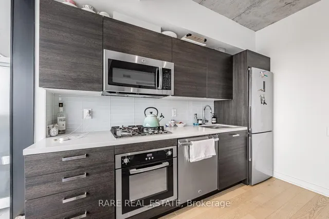 Additional image 18 of 11 Charlotte St Unit 2404