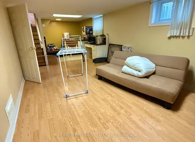 Additional image 11 of 5 Weir Cres