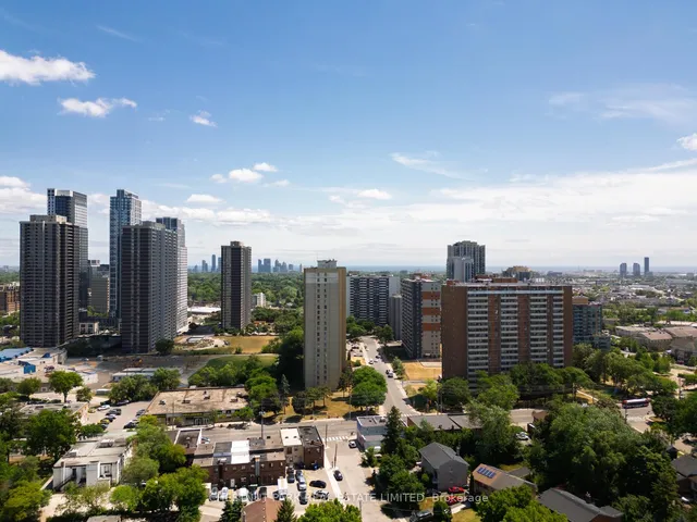 Additional image 38 of 61 Burnhamthorpe Cres