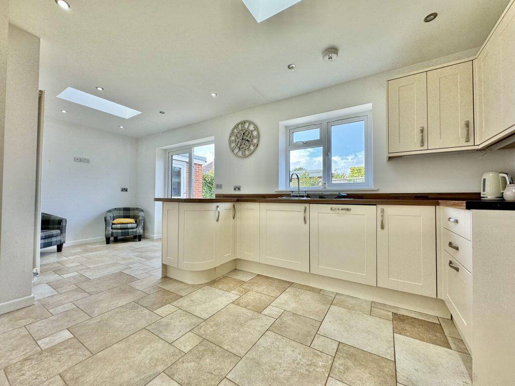 Additional image 3 of Glenthorne Avenue, Yeovil, Somerset, BA21