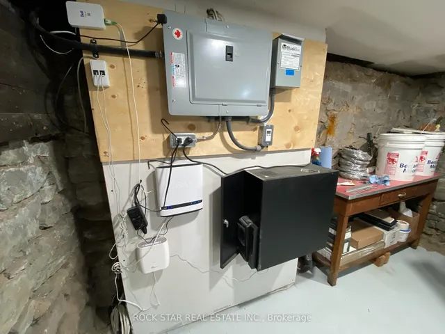 Additional image 48 of 42 Ray St