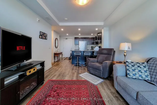 Additional image 14 of 1 Redfern Ave Unit 313