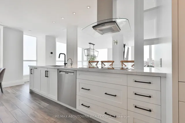 Additional image 12 of 415 Locust St Unit 1103