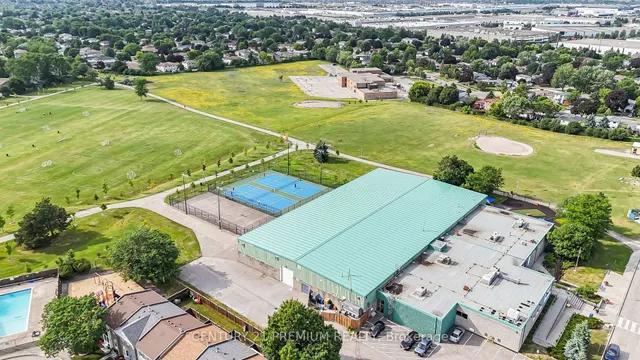 Additional image 49 of 3 Garland Crt