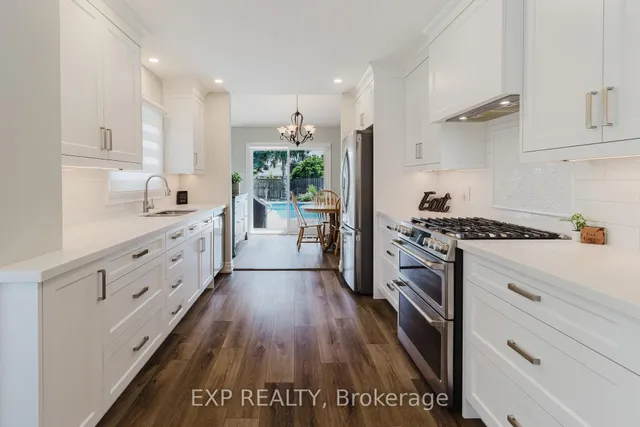 Additional image 8 of 8 Viva Crt