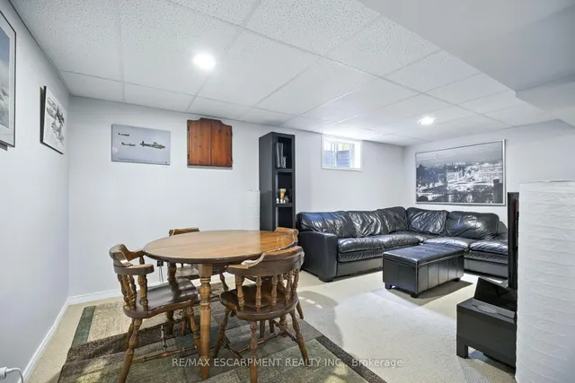 Additional image 35 of 38 Locke St