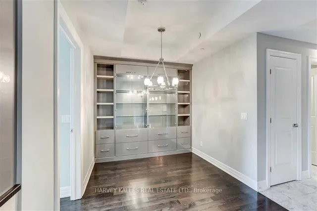 Additional image 6 of 30 Old Mill Rd Unit 103