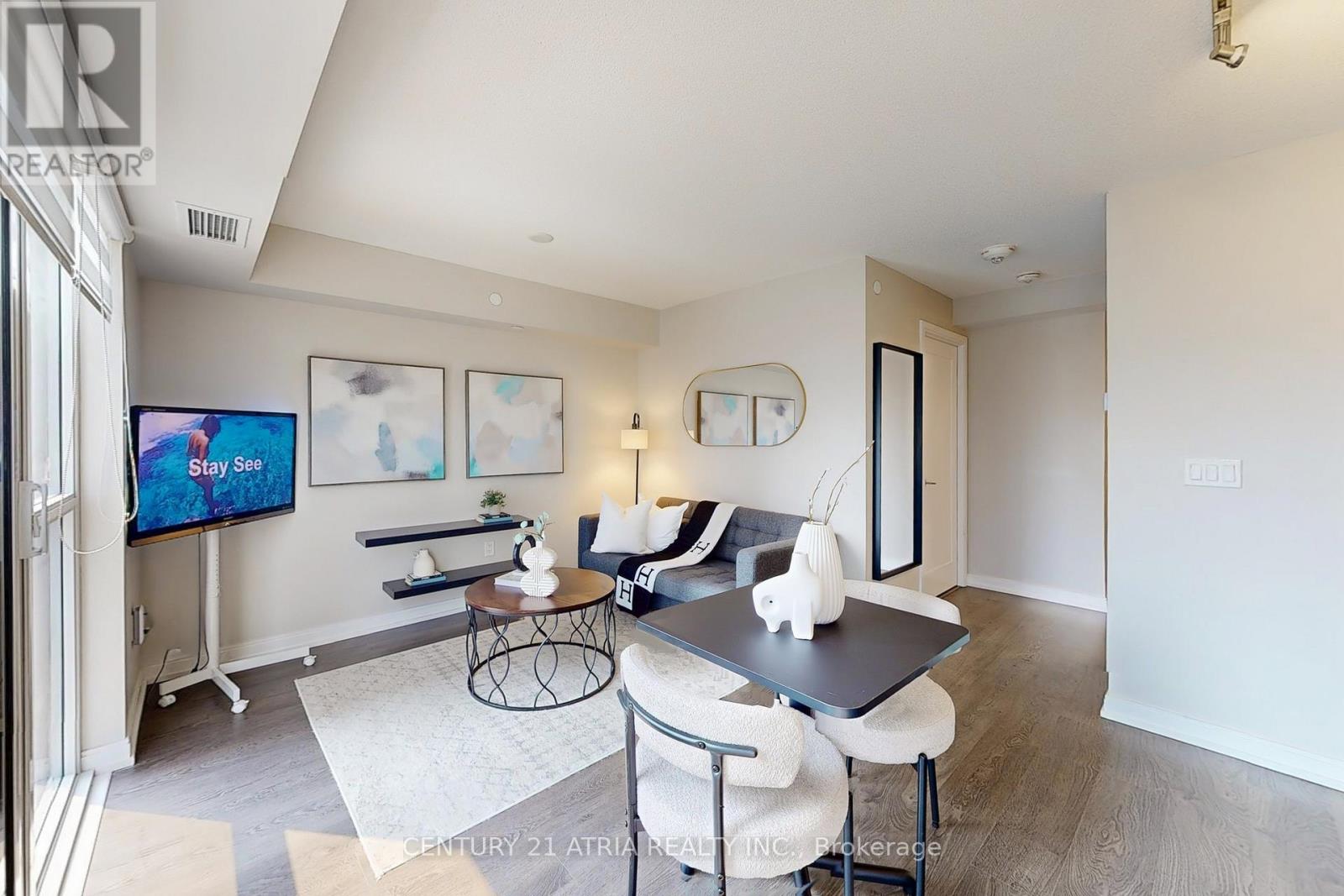 717 - 275 VILLAGE GREEN SQUARE|Toronto (Agincourt South-Malvern West), Ontario M1S0L8