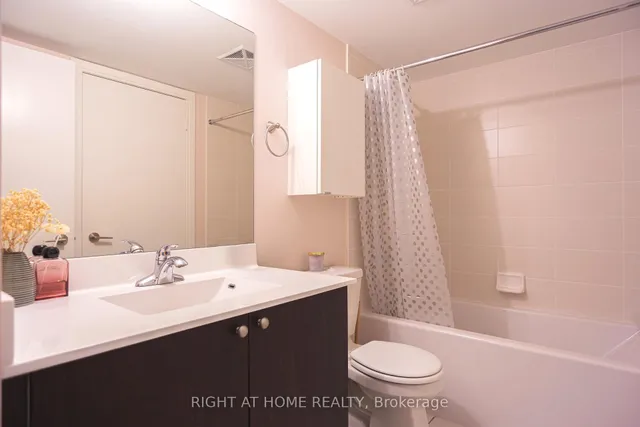 Additional image 8 of 151 Village Green Sq Unit 908