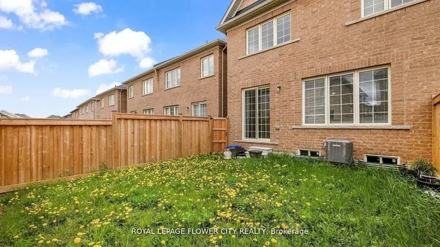 Additional image 36 of 36 Spokanne St