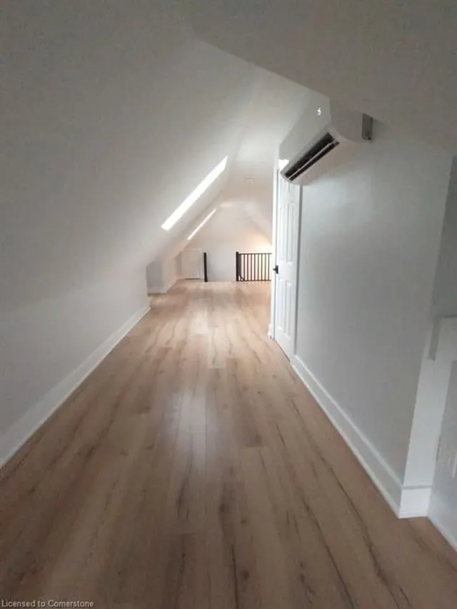 Additional image 25 of 102 Grant Ave