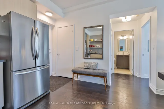 Additional image 13 of 33 Lombard St Unit 2204