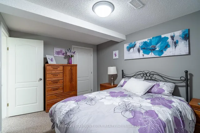 Additional image 22 of 175 Fiddlers Green Rd Unit 26