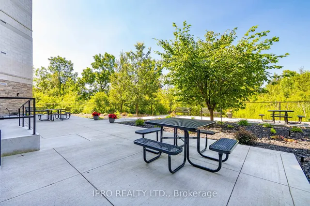 Additional image 32 of 33 Whitmer St Unit 112