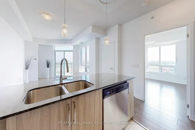 Additional image 15 of 840 Queens Plate Dr Unit 1207