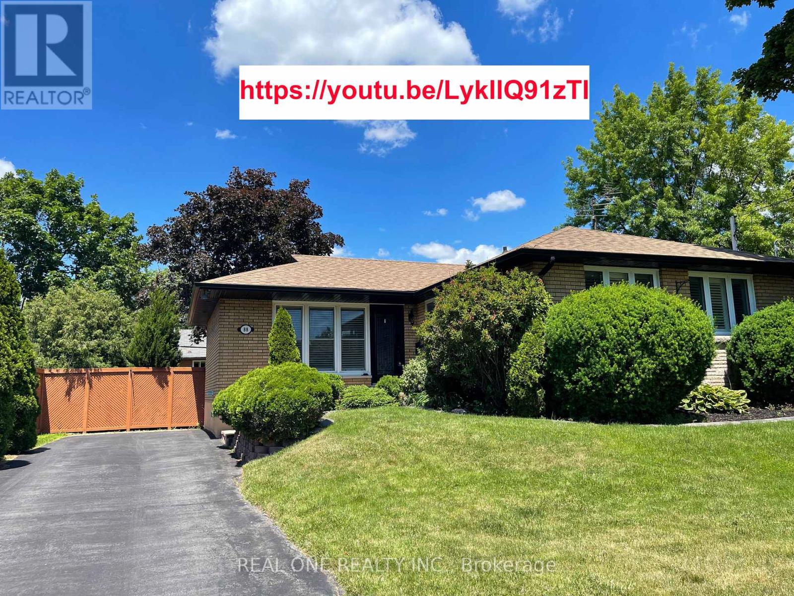 88 FOXBAR ROAD|Burlington (Appleby), Ontario L7L2Z6