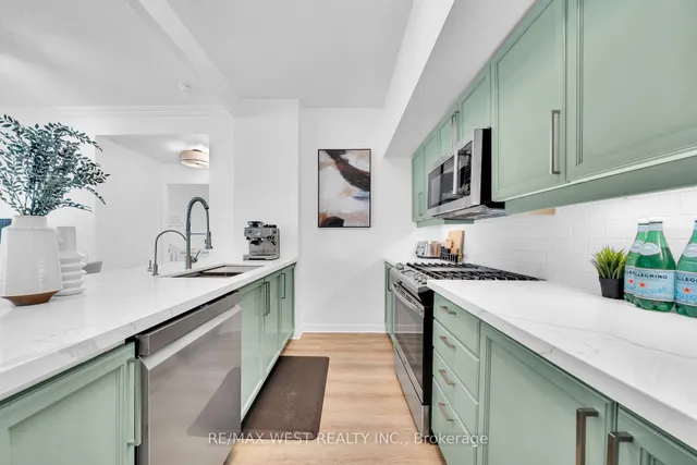 Additional image 9 of 2067 Lake Shore Blvd Unit 202