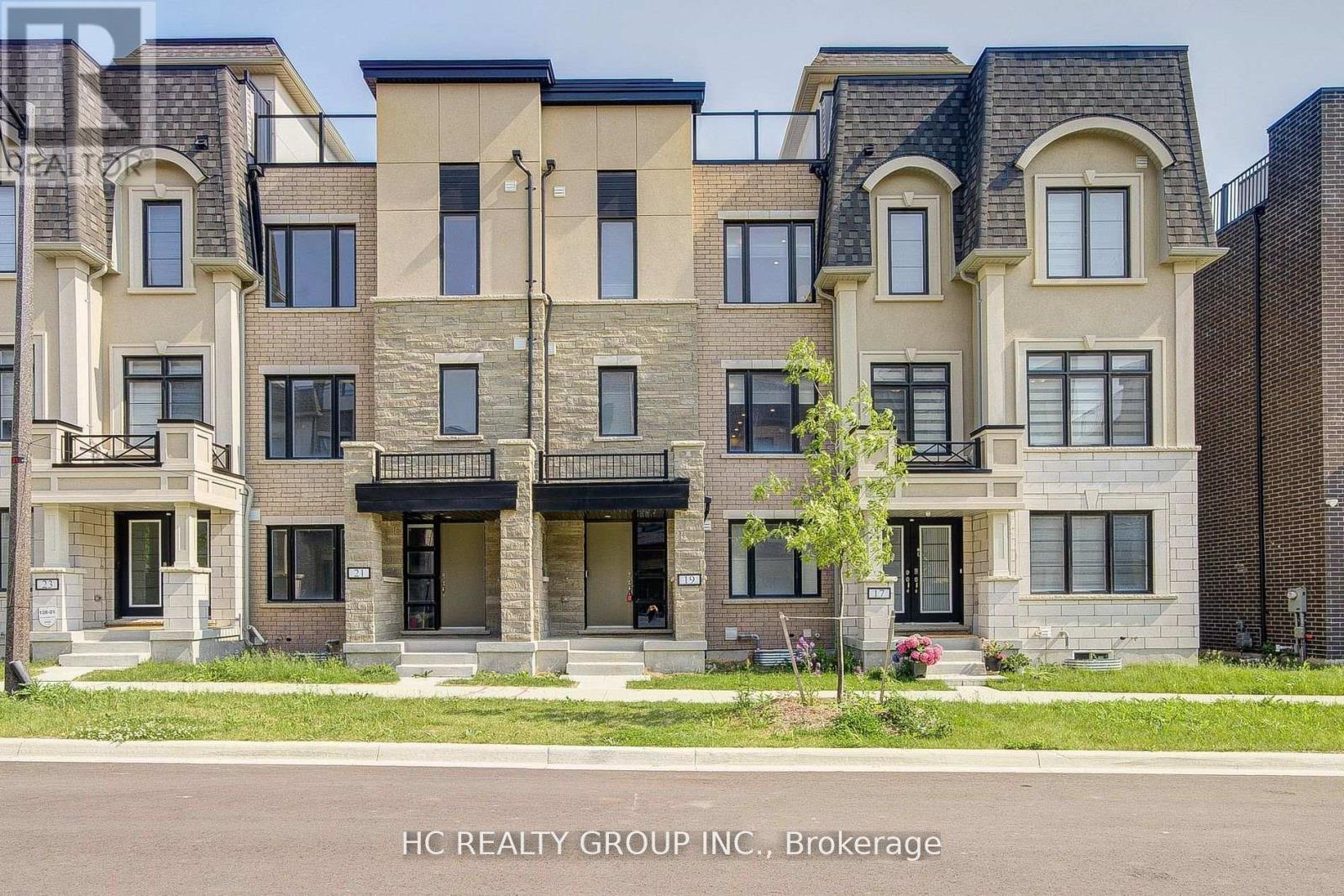 Property image for 19 GUARDHOUSE CRESCENT|Markham (Angus Glen), Ontario L6C3J7