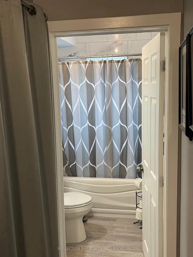 Additional image 27 of 5 Applewood Ave Unit 8