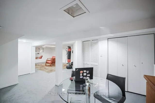 Additional image 28 of 123 Colin Ave