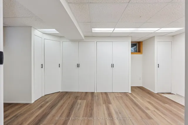 Additional image 23 of 165 Lake Shore Dr