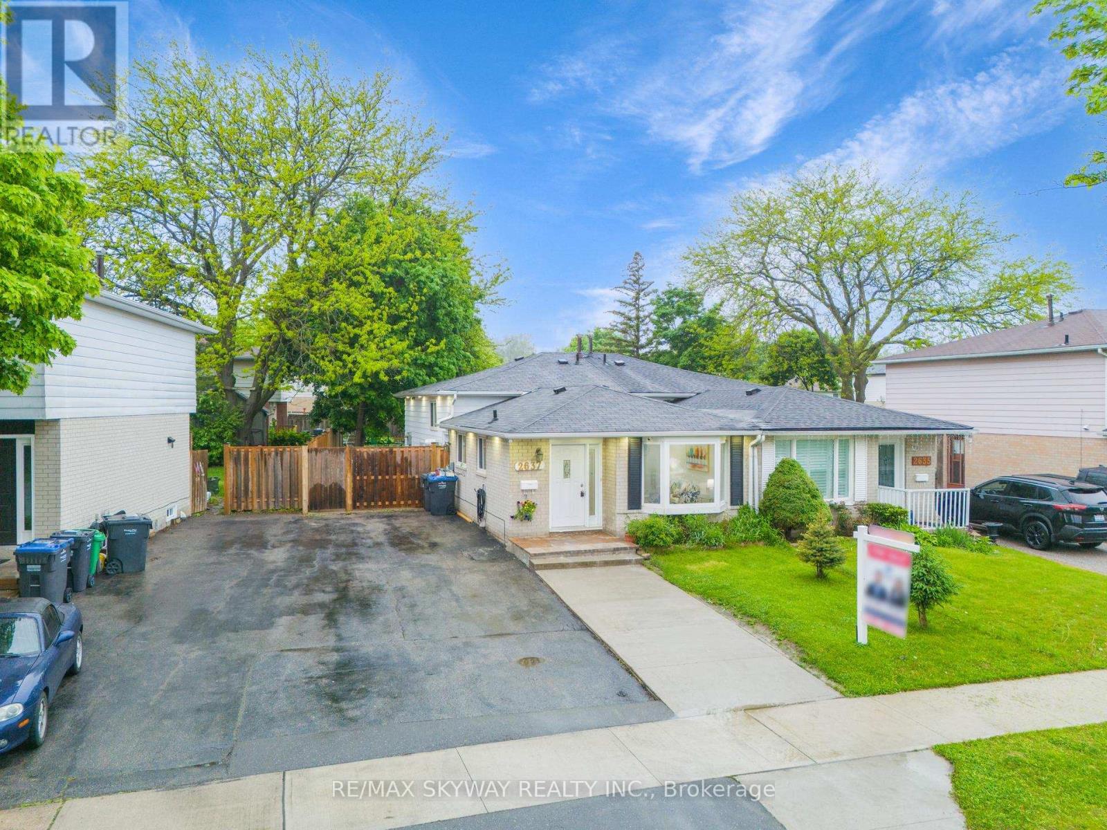 2637 WIDEMARR ROAD|Mississauga (Clarkson), Ontario L5J1M4