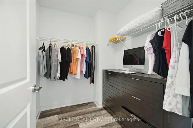 Additional image 21 of 2007 James St Unit 603