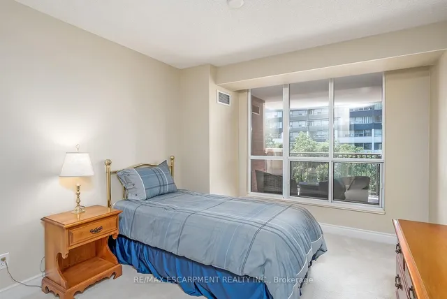 Additional image 22 of 442 Maple Ave Unit 609