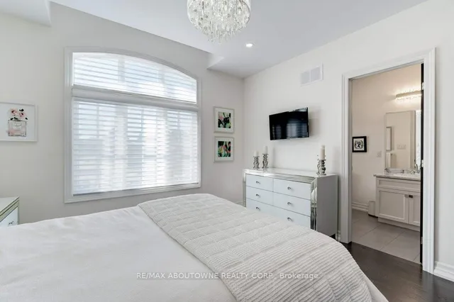 Additional image 26 of 47 Legacy Lane