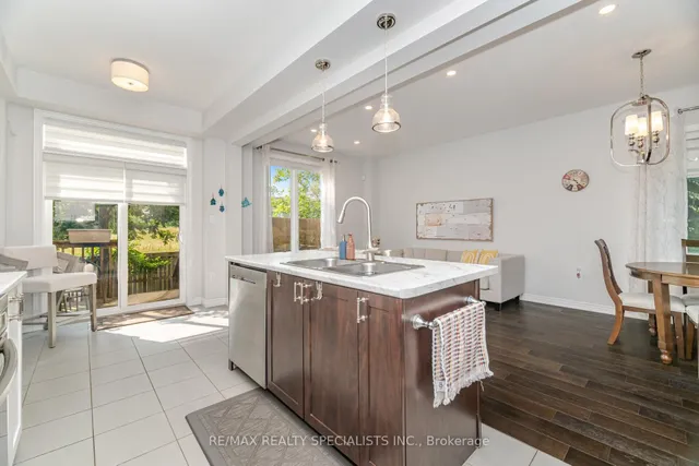 Additional image 16 of 90 Raymond Rd Unit 6