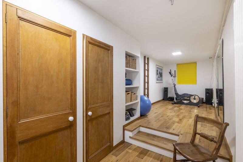 Additional image 39 of High Street, Wells