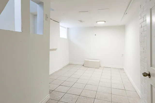 Additional image 16 of 22 Myrtle Ave