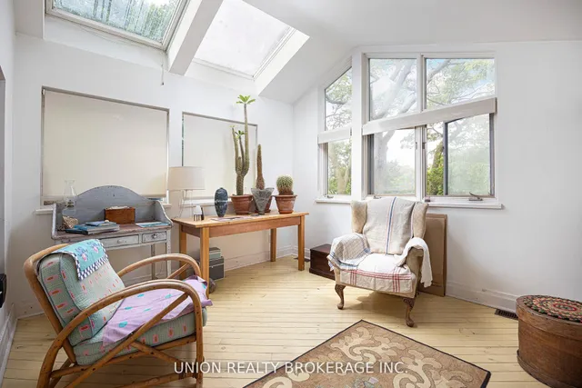 Additional image 23 of 32B Victoria Park Ave