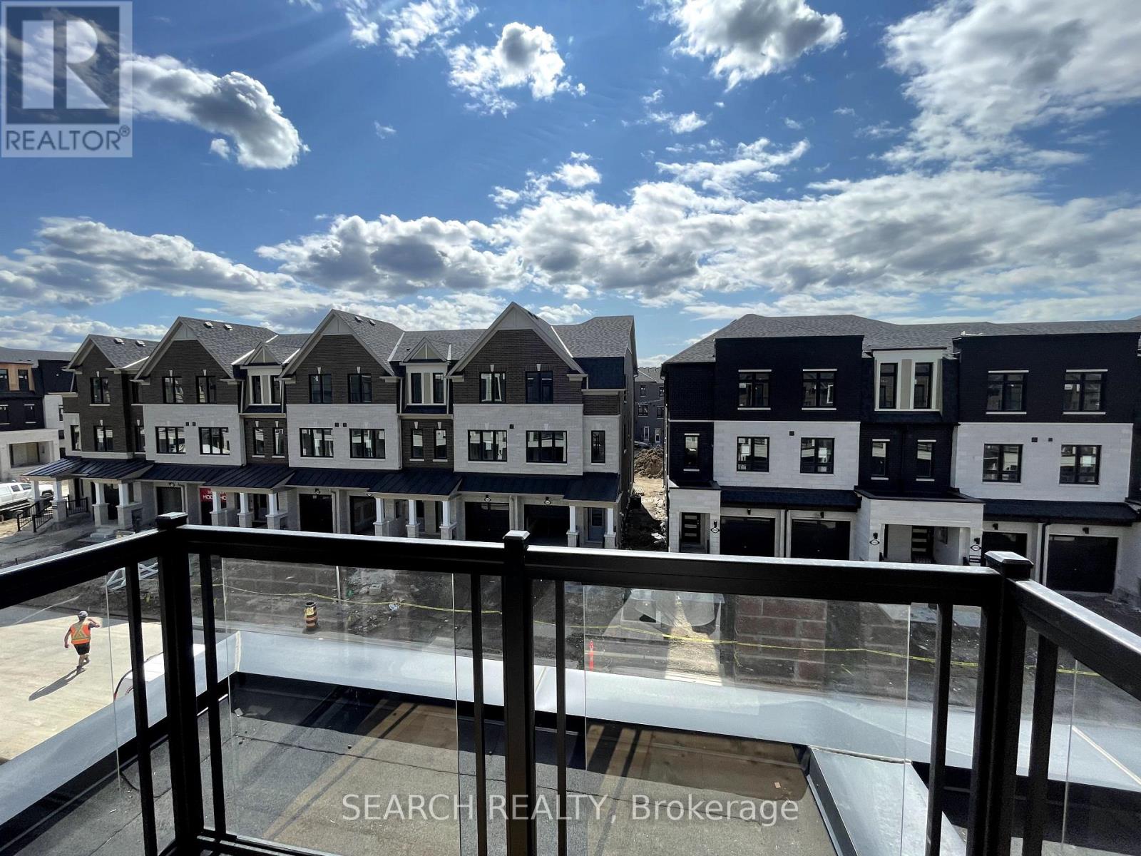 5939 SAIGON AVENUE|Mississauga (East Credit), Ontario L5V2V9